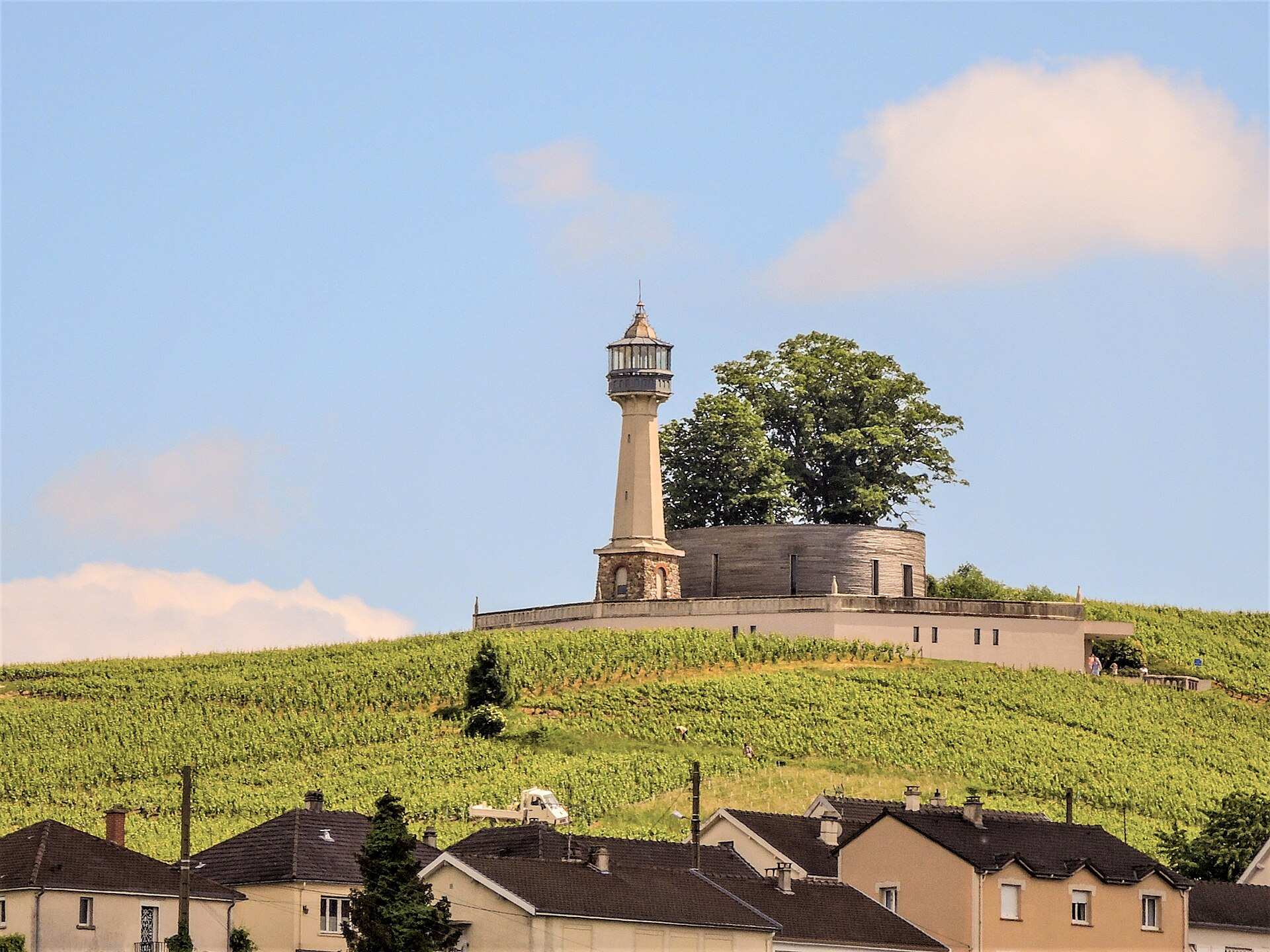 Le Phare de Verzenay — à visiter depuis le gîte